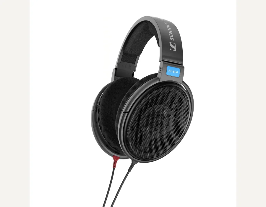 HD 600